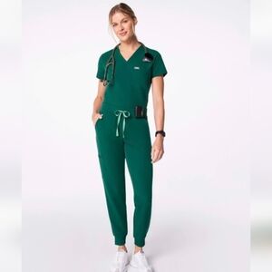 Figs Technical Collectio Scrub Top Shirt Pants Hunter Green Set 5 Pockets Womens
